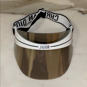 Never been worn Dior visor